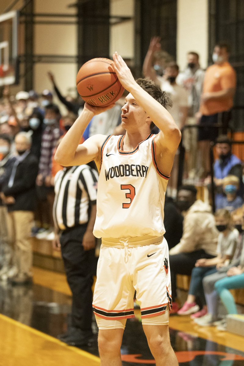 2023 guard <a href="/justin3gagnon/">Justin Gagnon</a> has been offered by @KenyonBball 🐅🏀 #nothinggiven #everythingearned