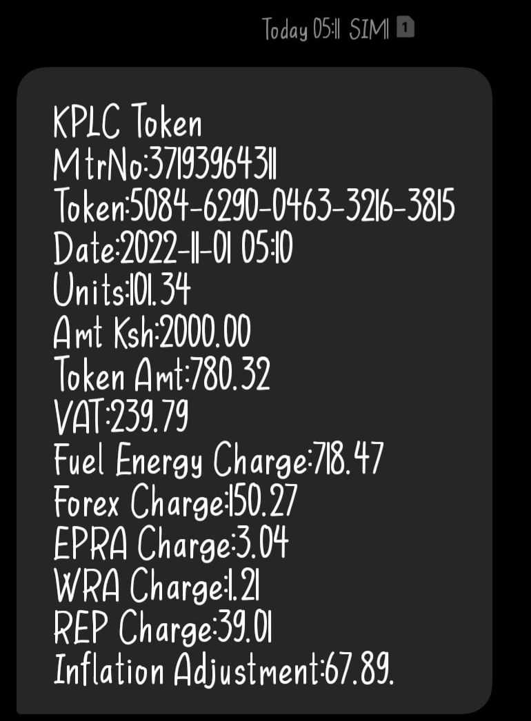 nduxxme's tweet photo. Can someone make this make sense???? 
@KenyaPower_Care this is a side by side comparison of units a friend and I have purchased today. Why are mine less 24 units yet we live in the same estate with the same appliances?
This is broad daylight theft!!how can 2k give me 77 units? https://t.co/vLl4sZ37cN