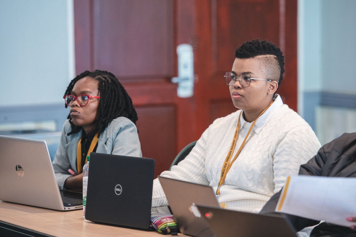 iNIHSS's tweet photo. We have had some incredibly inspiring work being presented by our doctoral students in the #ANDC2022 plenary sessions. https://t.co/ssCC0b5YVv