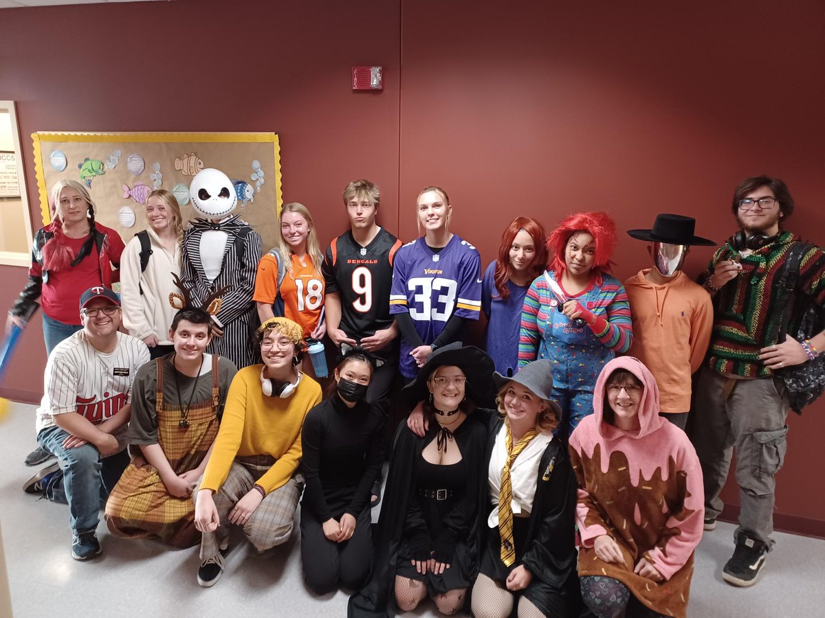 UCCSWritingCntr's tweet photo. Our #FrightWrite last night was a HUGE success, #UCCS! Thank you all for coming out and celebrating scary stories with us! https://t.co/BRBb6qbaY2