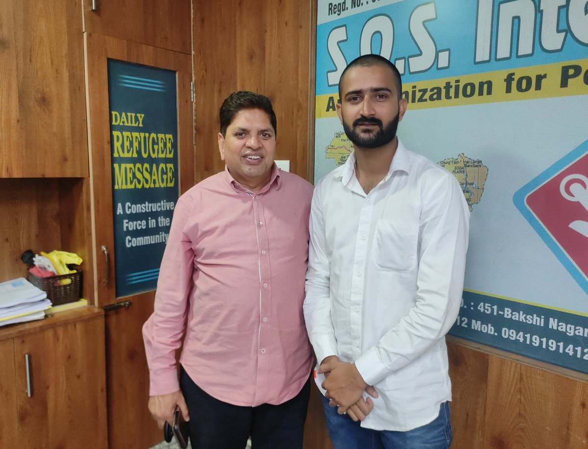 KaviSharma___'s tweet photo. Had a wonderful interaction with Rajiv Chuni ji at Jammu. https://t.co/WT3criIeWU