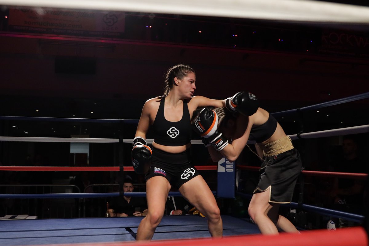 Carbonclaw's tweet photo. Underground Gym recently held a well supported Novice Fight Night at the Metropole Hotel - Brighton - Oct 2022. 
A fantastic night of novice boxing.
Great to be a part of such a professional team.
Show Events Organiser and Gym Management by Sol (Zero Tolerance) Gilbert. https://t.co/6a3apVMxJ4