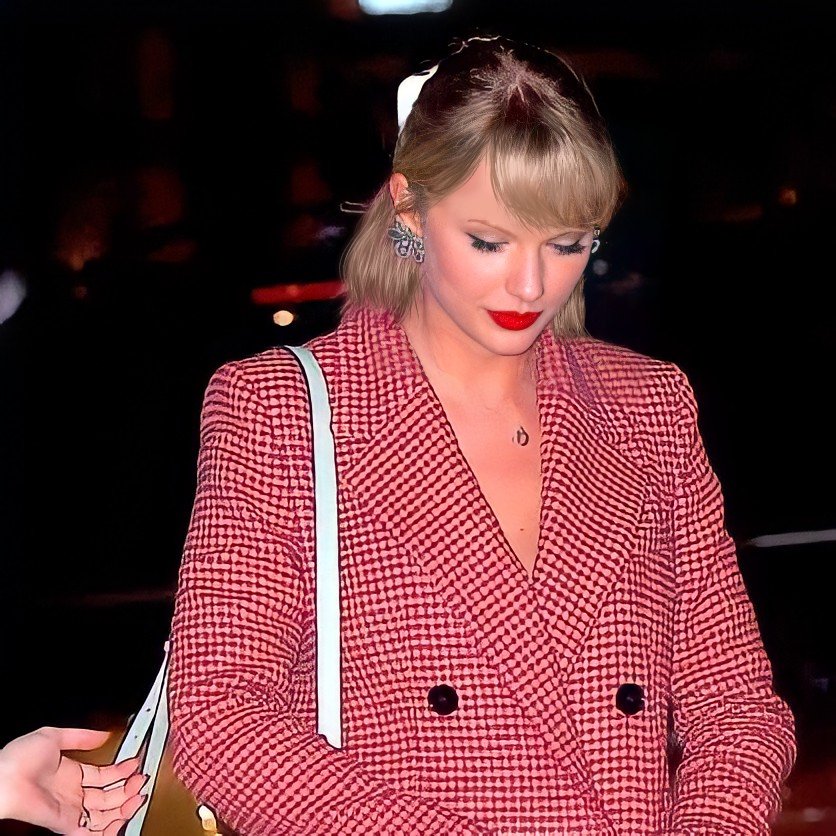 PROTECTMARlE's tweet photo. Marie será parte del tour de Taylor Swift 💞
esta es una gran oportunidad para marie, estar en uno de los tours más esperados y con una de las artistas más grande del momento, hará que mucha gente se interese en ella y su musica, sin obviar que cantara canciones de su album debut https://t.co/uZ02EUr68e