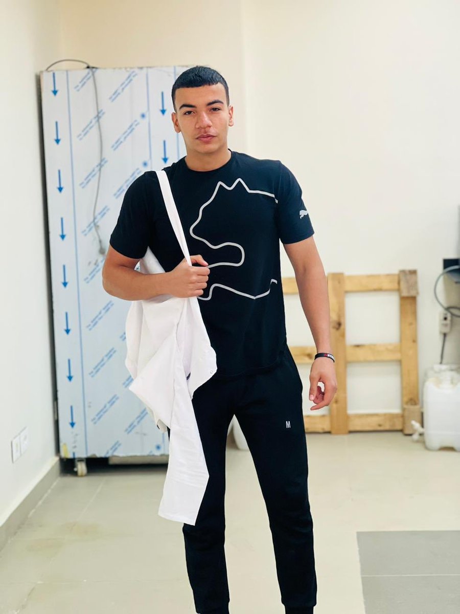 باشا ابن باشا😎💙