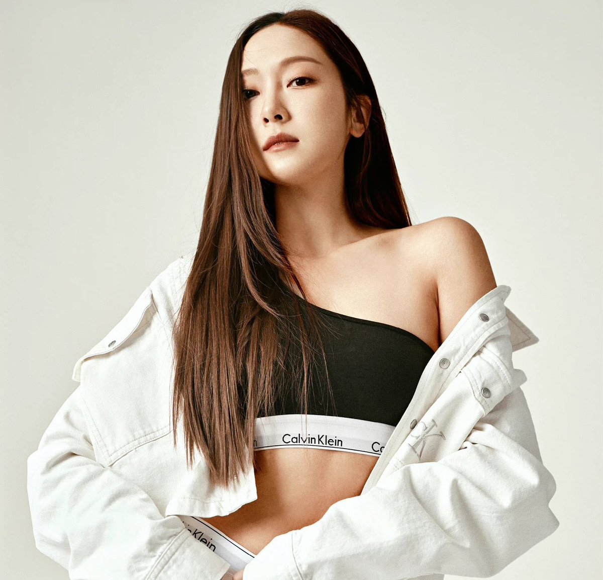 thread of jessica jung’s viral videos on twitter