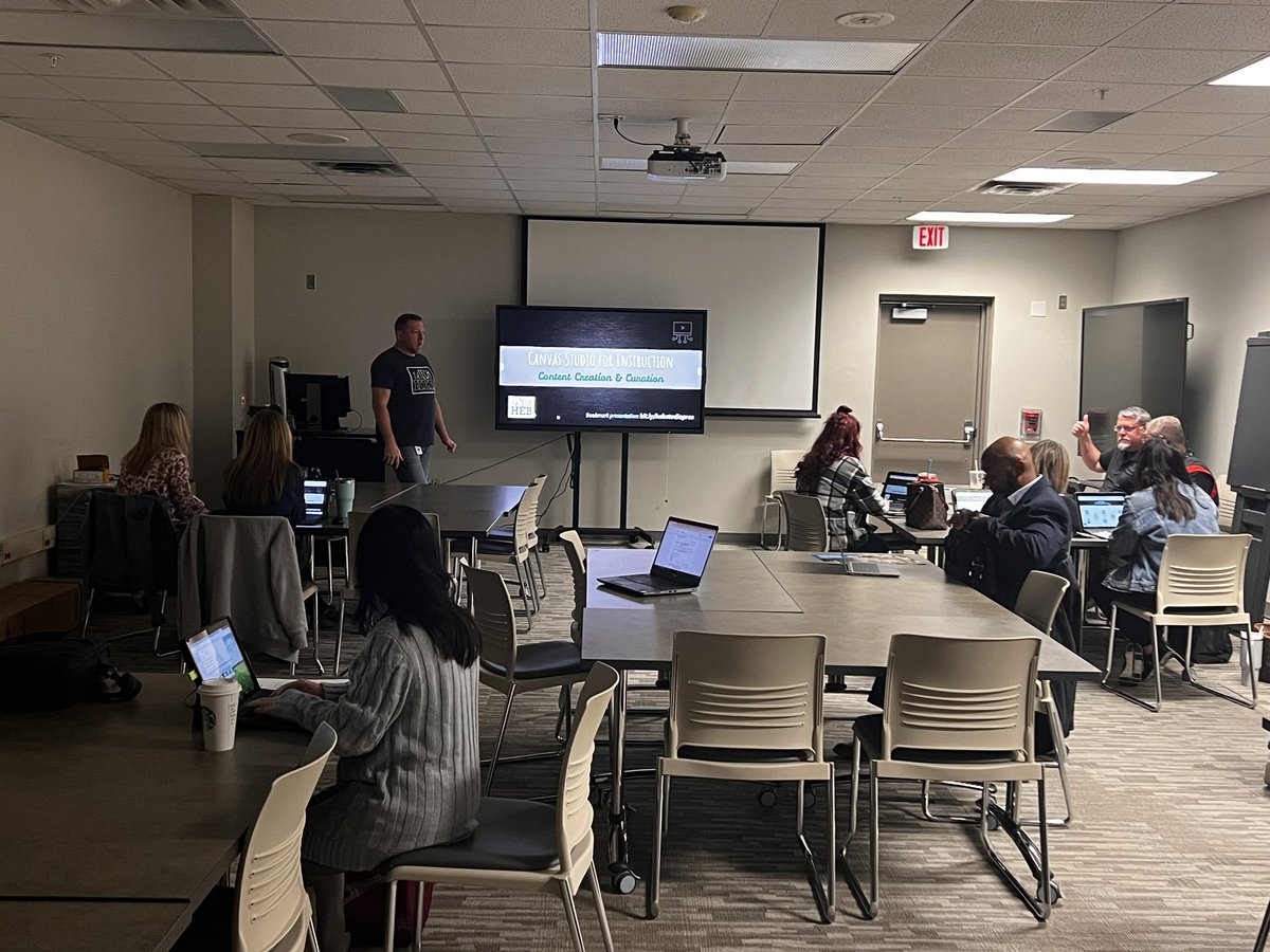 EdtechHeb's tweet image. Learning lots this morning with Secondary #hebisdpeople! #canvasstudio #nearpod #canvasquizzes