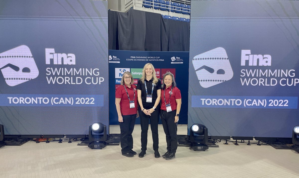 oak_aquatic's tweet photo. 3 of our OAK officials on deck during the FINA World Cup 👏
Cristina, Anita and Libby - what an accomplishment! 👏
#GoOAK #finaworldcup https://t.co/WHQsSJRNZv