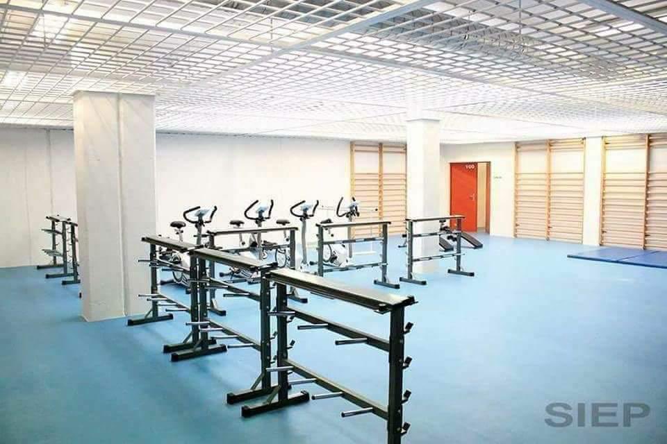 Jorgebuxade's tweet photo. Les presento el nuevo Centro Penitenciario Málaga II. 

La “política” penitenciaria de este gobierno es criminal; condenando al conjunto de los españoles, buenos, trabajadores, honrados. Desde los indultos a los golpistas y las excarcelaciones hasta las cárceles 5 estrellas. https://t.co/F9hYb721Gh