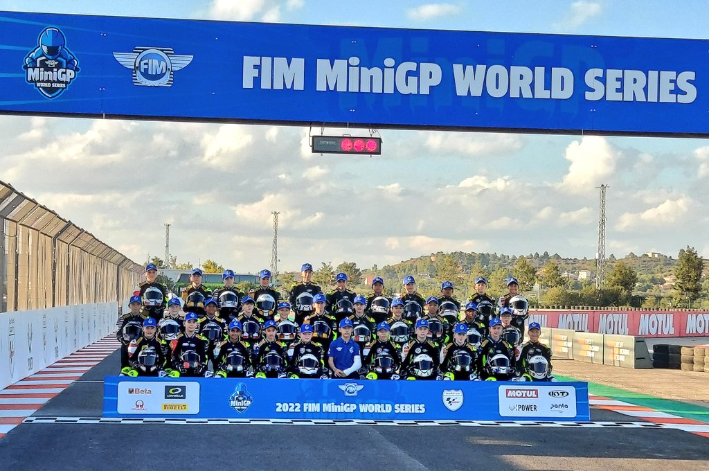 MiniGP_JP's tweet photo. もう少し綺麗なものが撮れました!
#世界へ走れ #fim #minipp #RoadToMotoGP https://t.co/1cSWAnW3WV