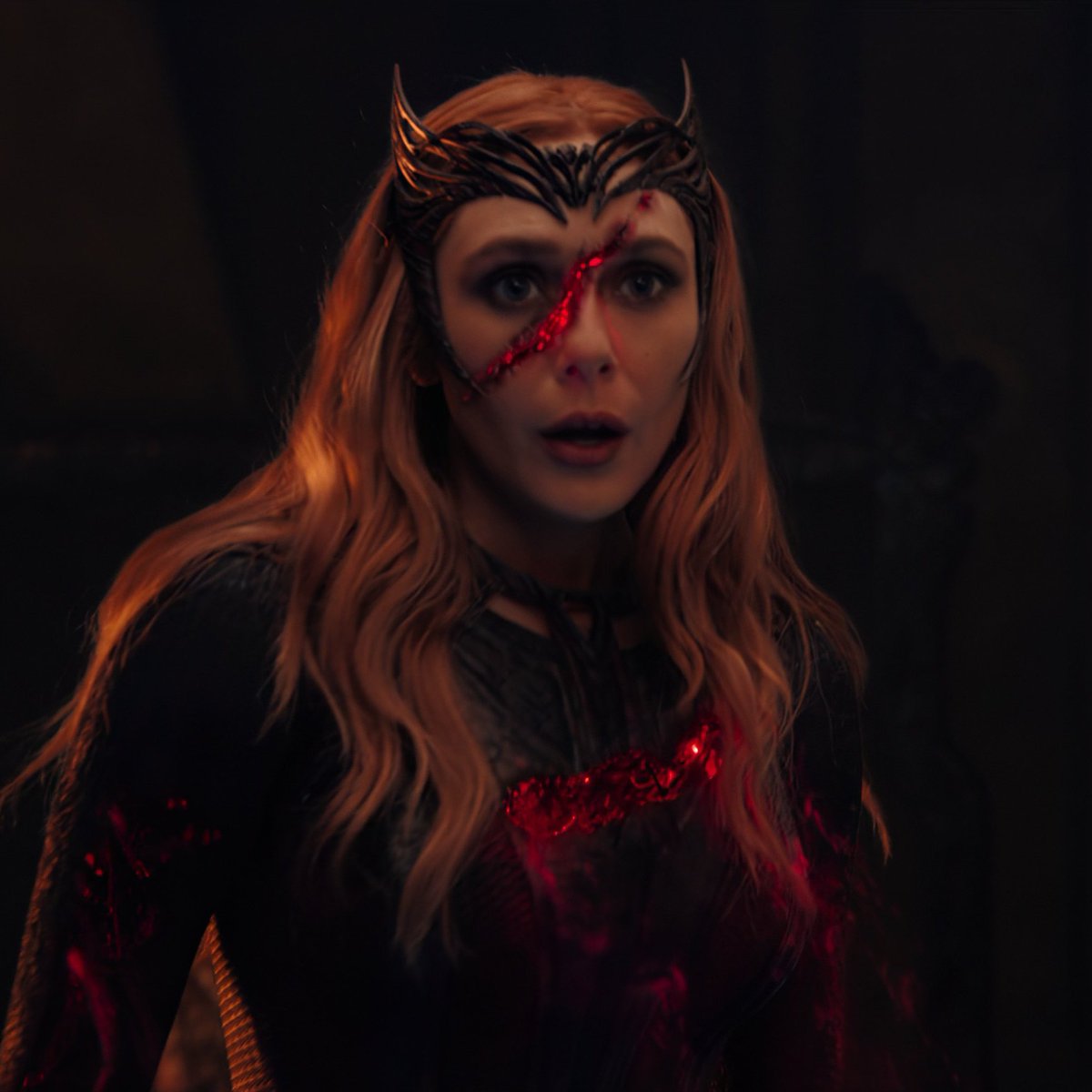 LizzieOlsenMex's tweet photo. Hoy es Turbo Day! Recuerden que cada voto cuenta el doble, así que RT a este tweet y respondan mencionando su proyecto favorito de Lizzie y la frase:

I vote for #ElizabethOlsen in #TheFemaleMovieStar of 2022 #PCAs https://t.co/JqDQgLrUJ9