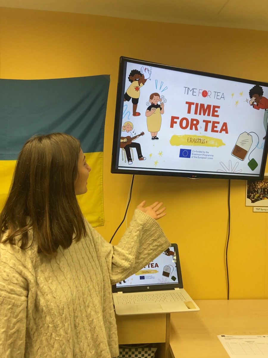 Last week 20+ students from 7 different countries attended a presentation by our intern Paula in Tallinn. They were especially interested in the Virtual Teahouse initiative. After the presentation discussion took place on how they could apply the project in their organisations.