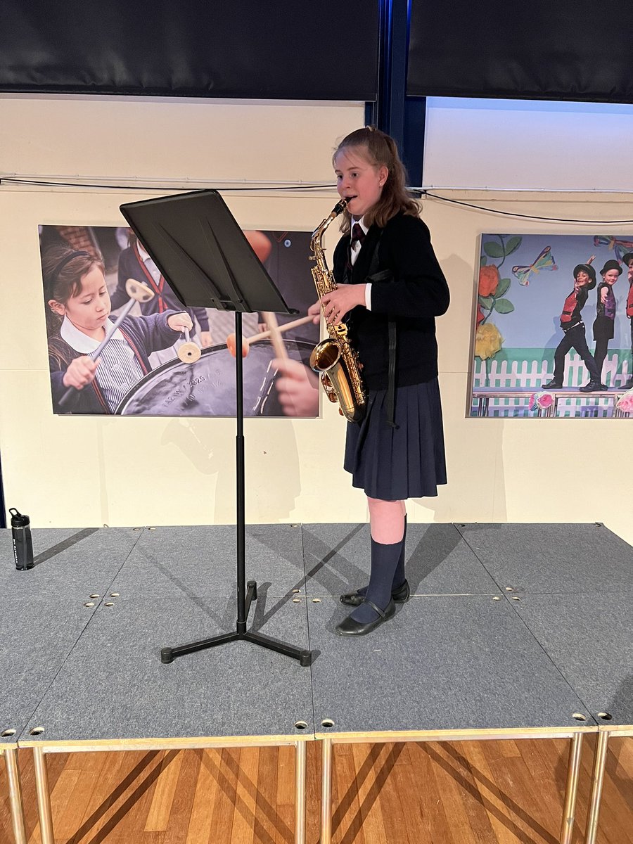 HawthornsCreate's tweet photo. Practice for our first Chamber Concert of the year well under way. Some brilliant performances from children from Years 5-8. Good luck to everyone playing and singing tonight! @HawthornsSchool @HawthornsMS @HawthornsUppS #musicinschools https://t.co/s2fa6qKRdm