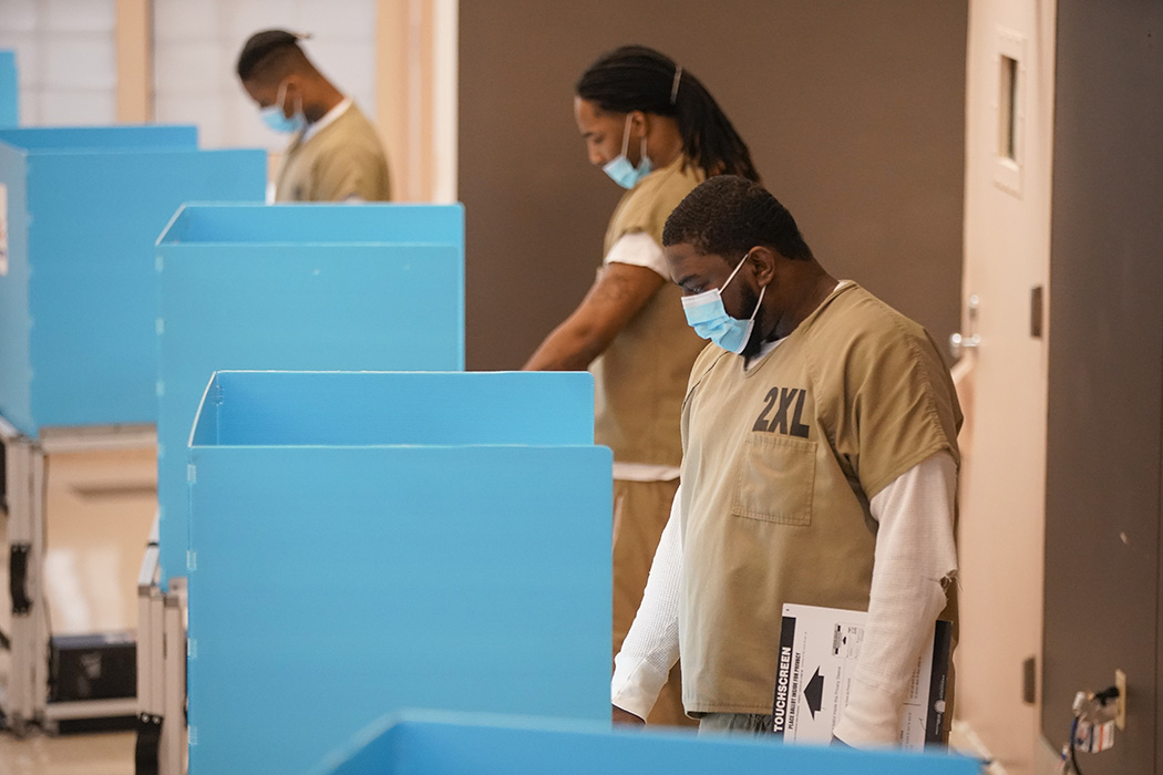 Voting Rights for People Convicted of Felonies.

Formerly incarcerated people comprise the largest group of disenfranchised American voters. The American Prison Newspapers collection offers fresh insight into the issue. daily.jstor.org/voting-rights-… <a href="/MorganGodvin/">Morgan Godvin</a>