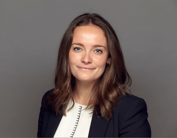 Alongside @struttandparker we announce the appointment of Victoria Allner as Director in our Private Client Department. The department advises high and ultra-high net worth clients on super-prime#realestate across London & the UK tinyurl.com/2a34mca7