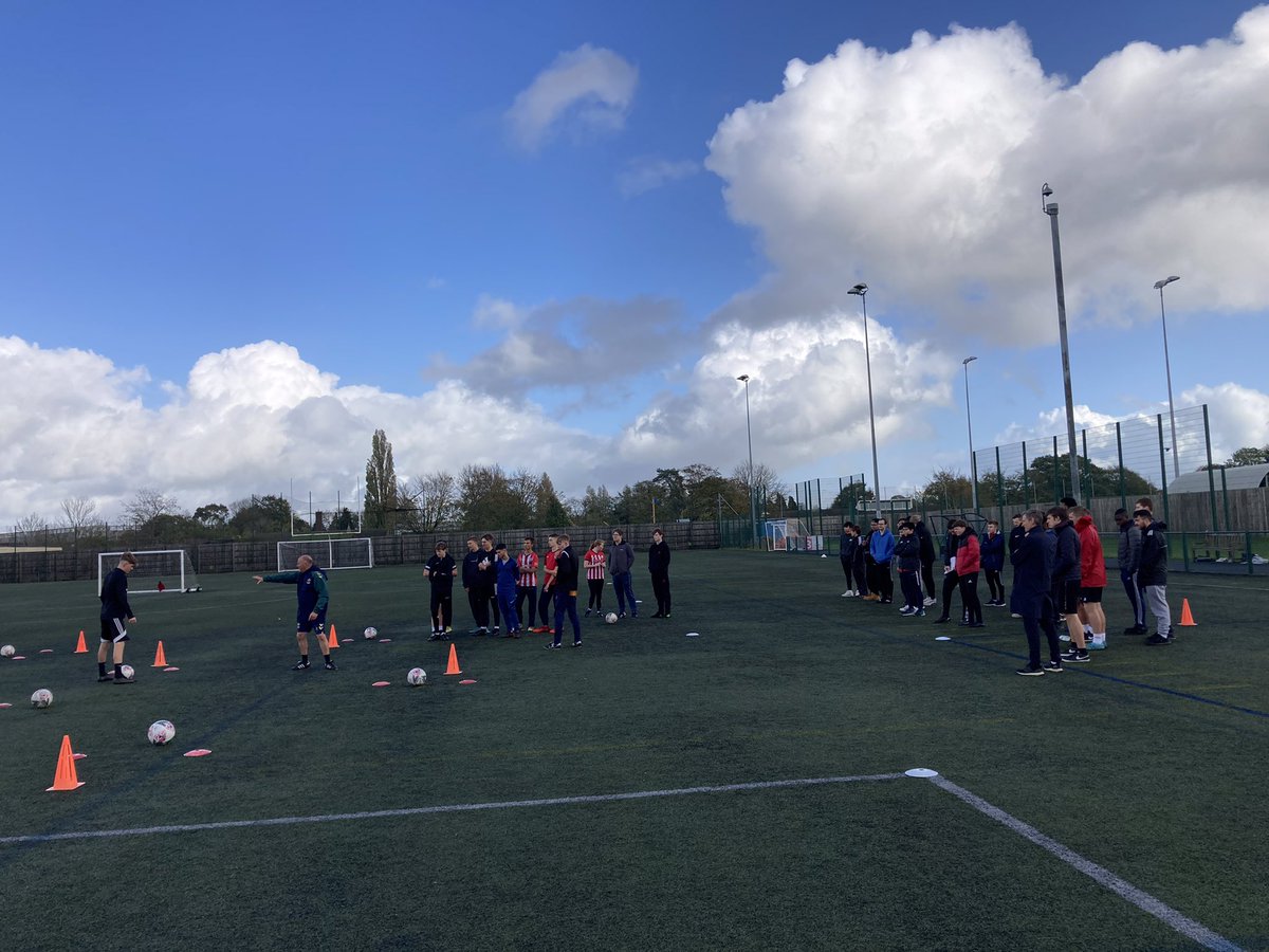 SolentCoachEd's tweet photo. As coaching week continues, so do the opportunities for students to connect with the industry. Many thanks to staff at @SouthamptonFC &amp; @Pompey for allowing our students the chance to experience academy coaching, Talent ID, Scouting &amp; Recruitment @SolentUni @Football_BSc https://t.co/zxgdNjRWNL