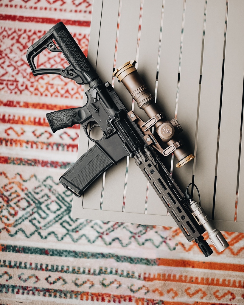 daniel-defense-on-twitter-the-highly-debated-lpvo-on-an-sbr-what