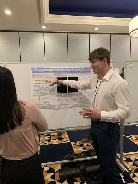 CornellCollege's tweet photo. Kenneth Lutz, Jonathan Azenon &amp; Ryan Zurick presented their CSRI research at the Midwest Regional Meeting for the American Chemical Society in Iowa City Oct. 19-21. Way to go!
#CornellProud #CornellCollegeStudents https://t.co/2GLEK1PFRe