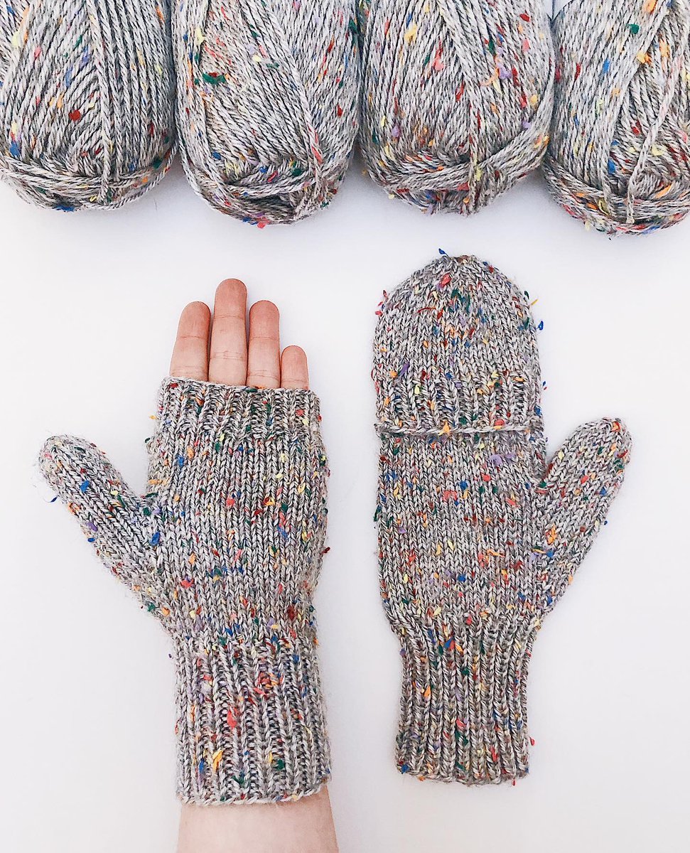 LionBrandYarn's tweet photo. Mitten magic in the air! 
Heartland® Yarn: https://t.co/5NDHQeTw7J
.
📸  what.caitlin.makes (IG)
.
#yarn #yarnlover #knit #knitmittens https://t.co/KyWl1fqKGZ