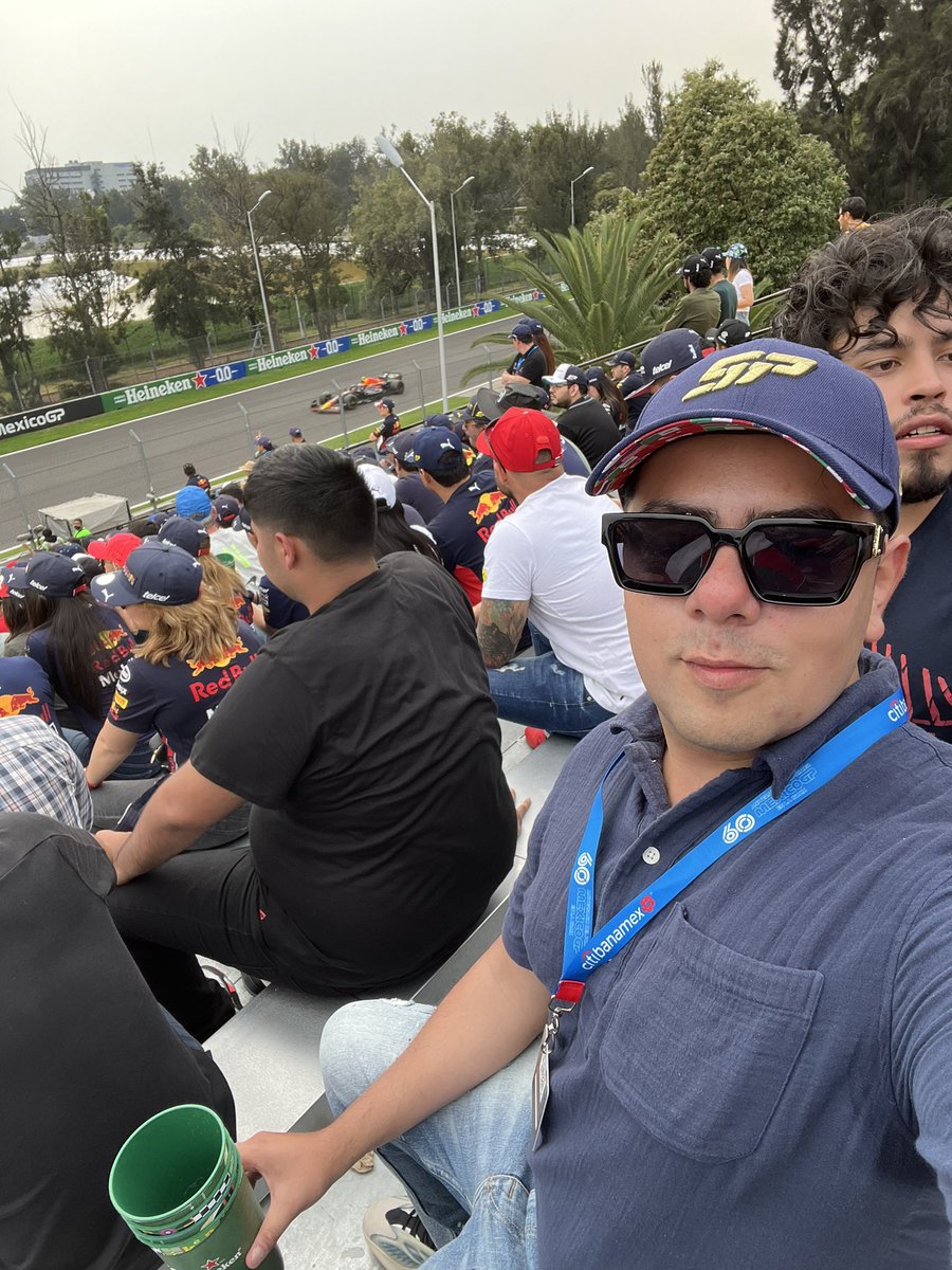 _BryanGranados's tweet photo. 💚@heineken00mx #HeinekenF1 @Heineken_MX 💚

Ayuda con un RT! Solo RT POR FAVOR. https://t.co/icGkIb5VKP