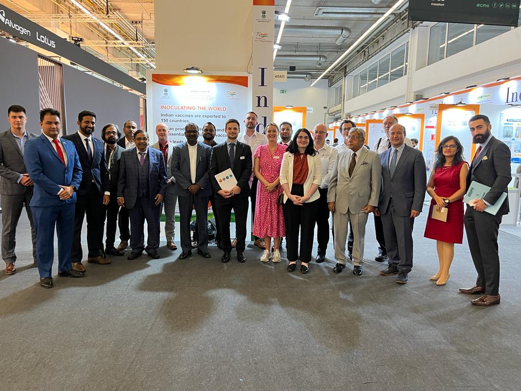 Pharmexcil's tweet photo. UK-INDIA SYNERGIES IN PHARMACEUTICALS hosted by #Pharmexcil #UKinIndia at #CPhiWorldwide with focussed engagements between the Companies from both sides #CrodaPharma #Biocair #Micronclean #Rephine #ProPharma #LCD #Recipharm #ACGWorldwide #Glochem #FourrtsIndiaLab #MetinaPharma. https://t.co/d41igI7k65