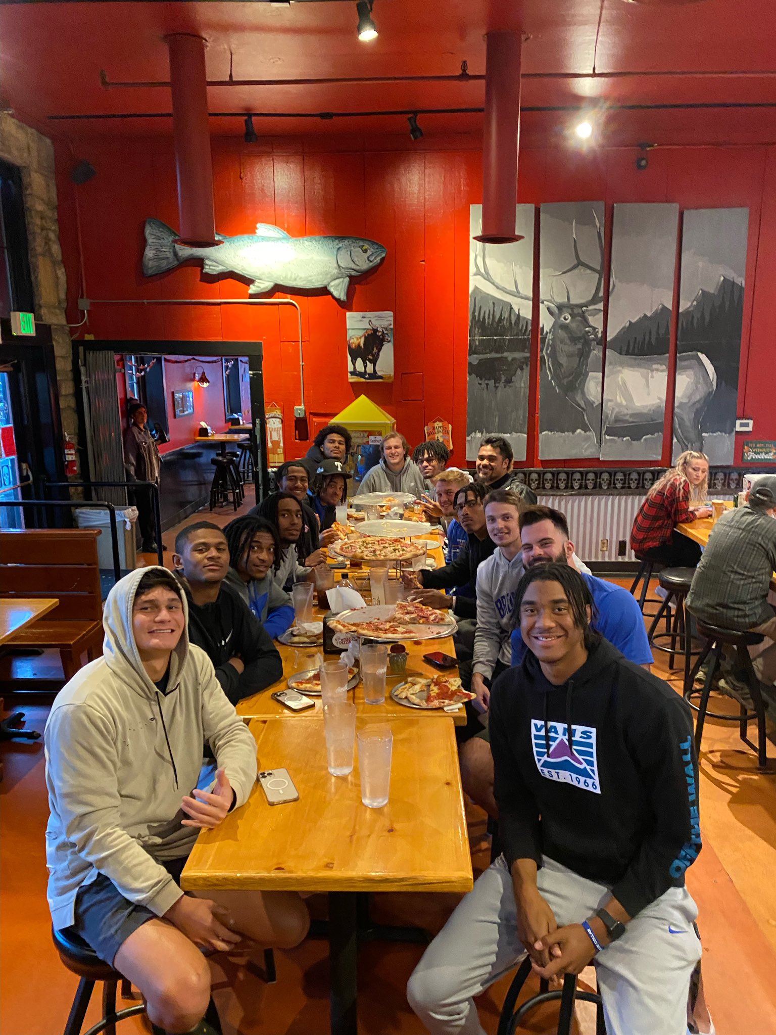 Taylen Green on Twitter "Thank you WiseGuy Pizza Pie for allowing me