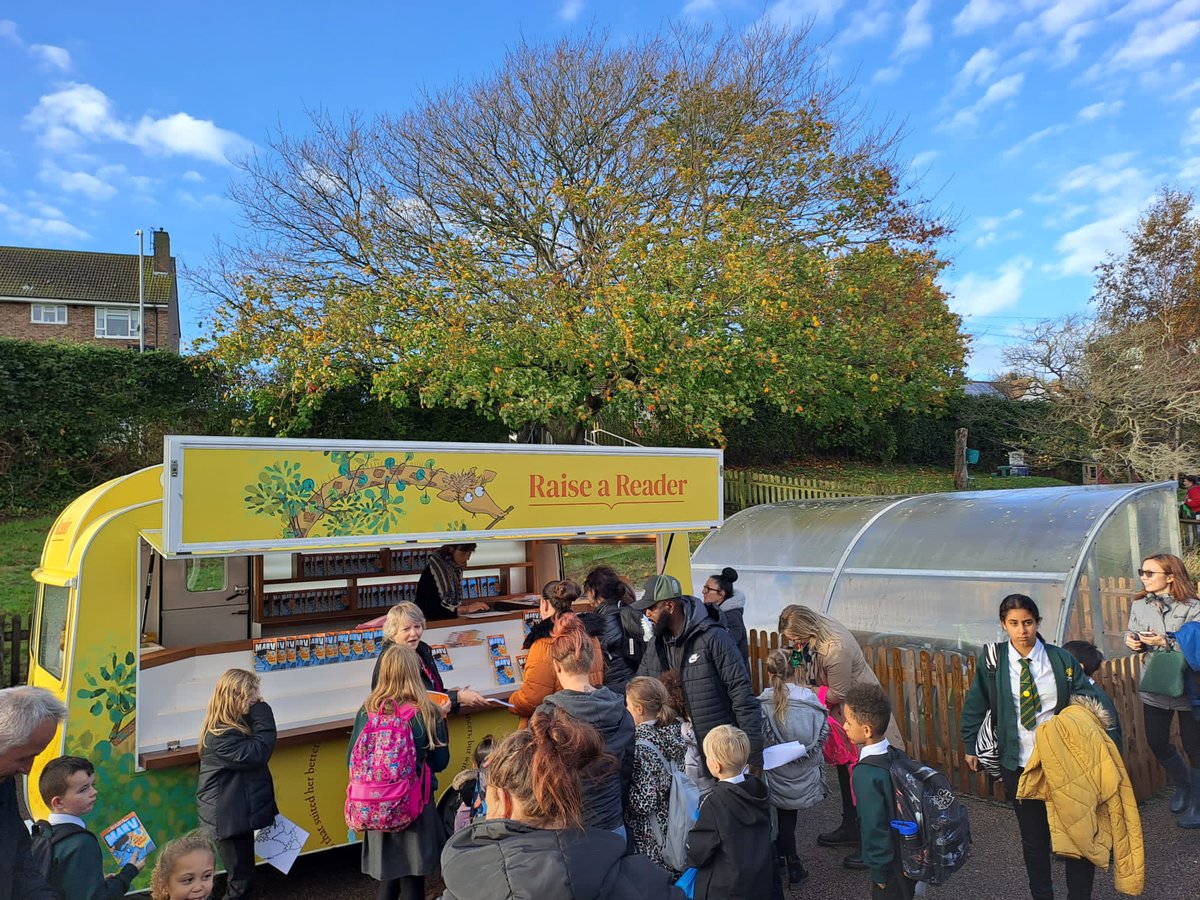 OUPPrimary's tweet photo. We had a great day in #Brighton with @hoonbutton at St Joseph’s Catholic Primary School at stop two of the #RaiseAReader school tour. Thanks for all of your brilliant questions for Leigh and amazing Space Monkey drawings. And special thanks to Y6 Mark who was a total tech whizz! https://t.co/d1LnWCfcLk