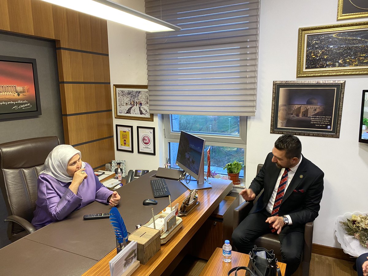 Dava kardeşlerimle birlikte kıymetli Vekillerimize Gazi Meclisimizde nezaket ziyaretinde bulunduk…

Yakın ilgi ve alakalarından dolayı değerli büyüklerimize şükranlarımızı sunuyoruz…

<a href="/celalettingvnc/">Celalettin Güvenç</a> <a href="/mcihatsezal/">Mehmet Cihat Sezal</a> 
<a href="/habibeocal46/">Habibe Öçal</a> 

#GönüllülerEmrindeDaima
SELAM OLSUN BAŞKOMUTANA