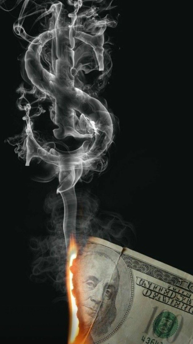 AnthisCarrillo's tweet photo. Viviendo en una sociedad, dónde solo les importa el dinero que les dejan con la combustión del tabaco, este #DiaDeMuertos recuerda que #FumarMata y que hay que celebrar la vida que puedes tener con otras alternativas como el vapeo, a mí me cambia la vida #vapearsalva . https://t.co/PhETdGF1Ui