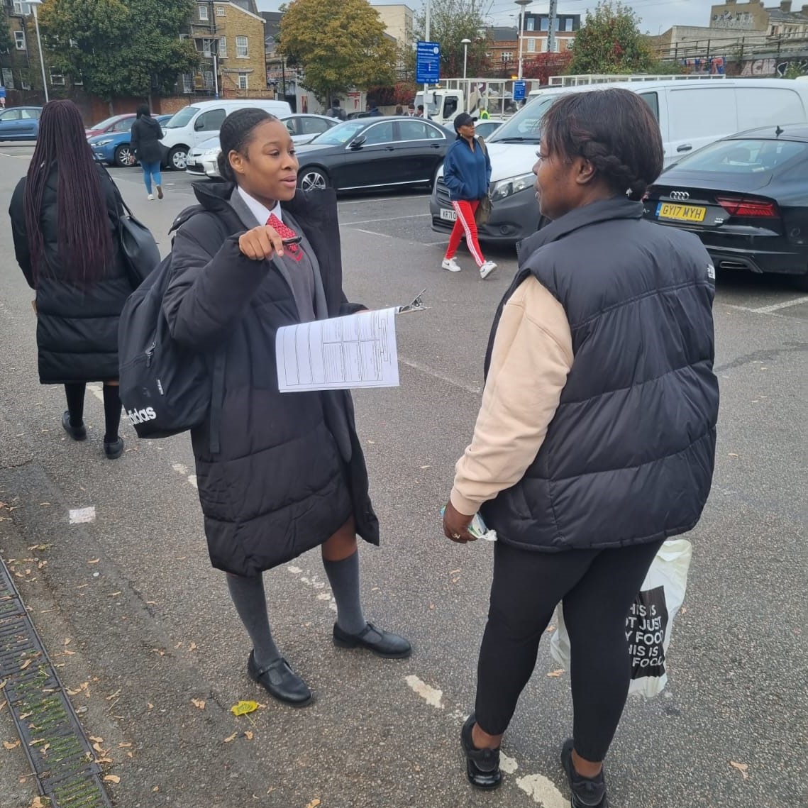 CardinalPoleRC's tweet photo. Our Year 11 Geography students completed their urban fieldwork in Hackney. The local estate agents said our students were a credit to Cardinal Pole.
#urbanfieldwork #geography #gcses #hackney https://t.co/OBrNRBiQa3