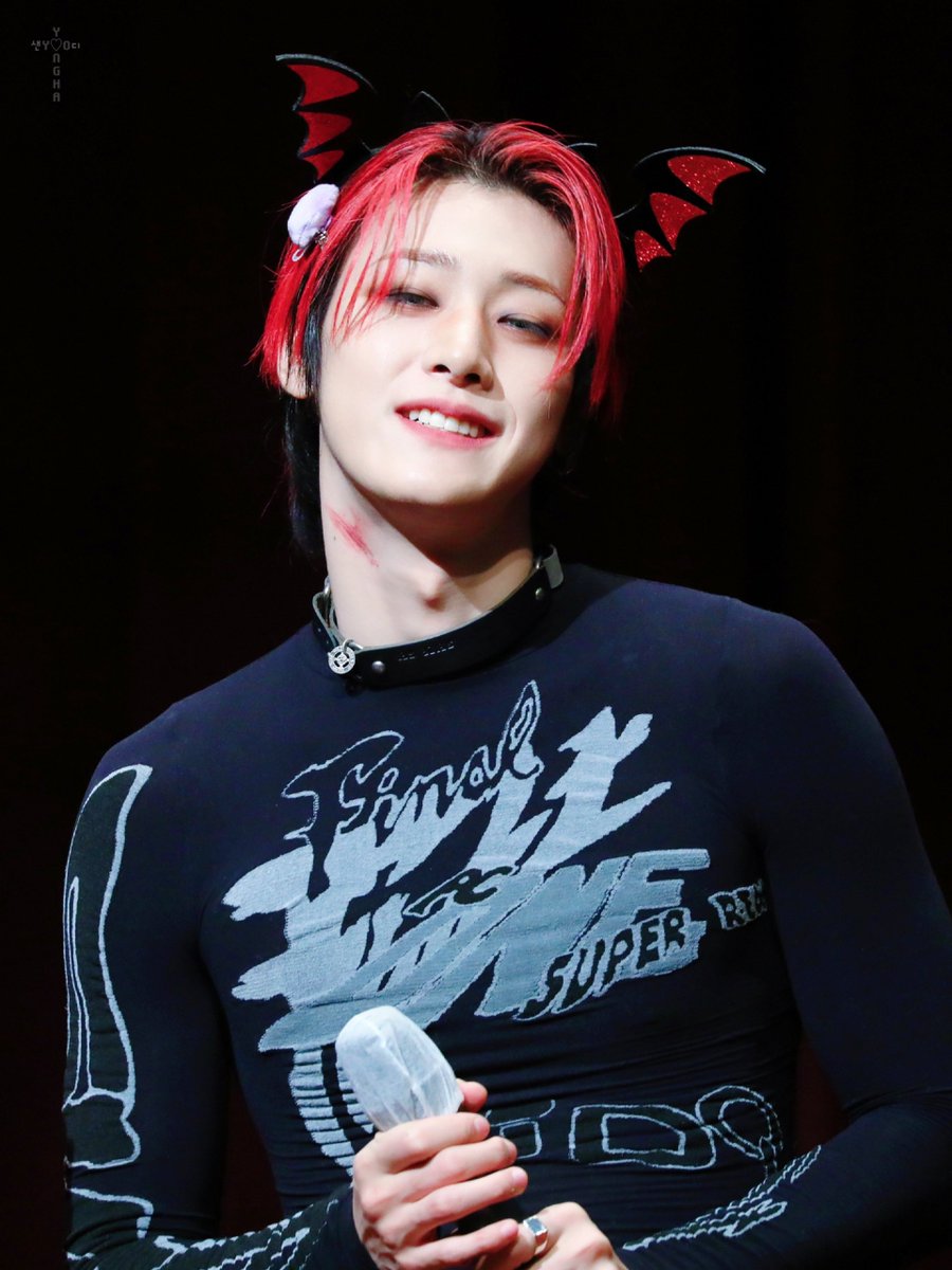 miss_youhaaaaa's tweet photo. 221028   대면 팬사인 [HQ]

눈으로 사람의 마음을 현혹시키는 악마 ❛˓◞˂ ⊹

#위아이 #유용하 #WEi #YONGHA #ヨンハ https://t.co/o1IwpMHHst