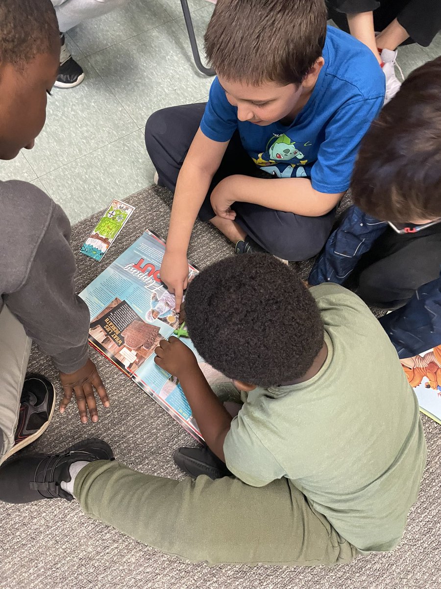 We love reading buddies! Our bouncy chair reading corner is always a hit with  our little buddies 🥰📕 <a href="/HWDSB/">HWDSB</a> <a href="/avenue_lake/">Lake Avenue Public School</a>