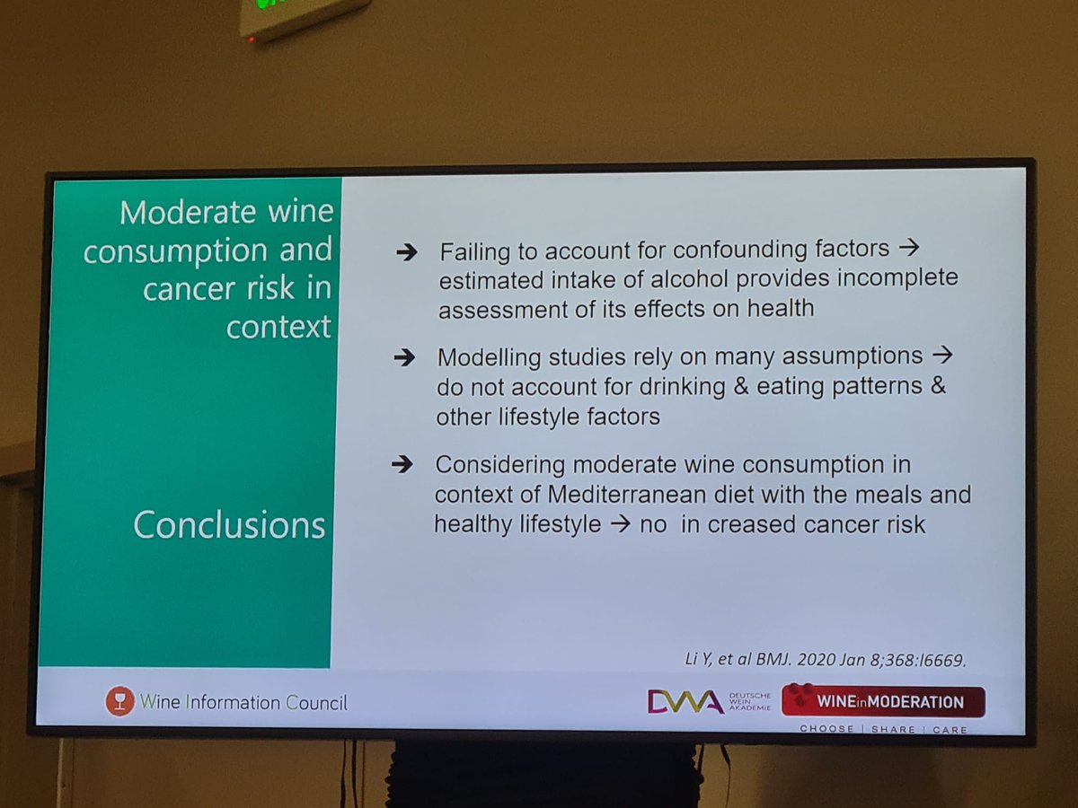 Conclusions:
➡️Failing to account confounding factors --> incomplete assessment
➡️Modelling studies rely on assumptions --> do not consider patterns and lifestyle factors
➡️Moderate wine consumption in context of #MedDiet --> no increase cancer risk