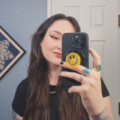 graciewhatevers's tweet image. #NewProfilePic oh hey y’all I forgot about this account :)