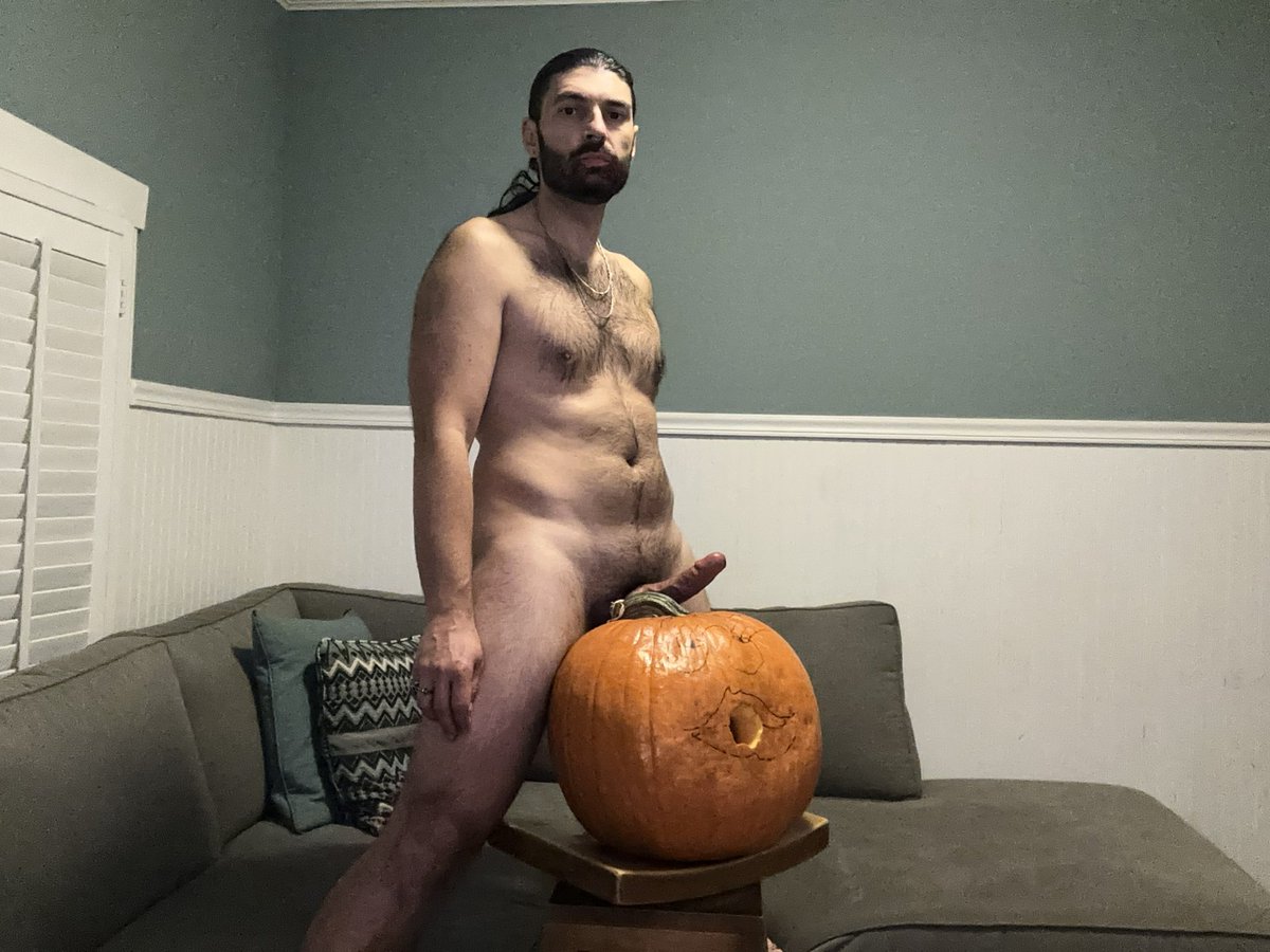 HotRodimir's tweet photo. Craziest thing happened last night. I was fucking this twink princess and at midnight he turned into a pumpkin! Couldn’t stop smashing tho😱😢🤫#iflifegivesyoupumpkins #CumOnFood #pumpingpumpkins https://t.co/jsBslMYyG4