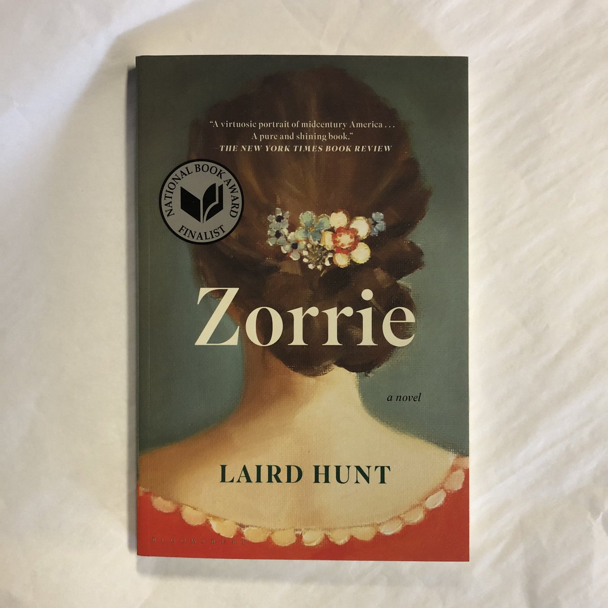 Hicklebees's tweet photo. It’s #newreleaseTuesday!
🔹ZORRIE by #LairdHunt
🔹BRAIDING SWEETGRASS FOR YOUNG ADULTS by Adapted by #MoniqueGraySmith
🔹 SALLIE BEE WRITES A THANK YOU NOTE by #CourtneySeinmel & #SusanVerde
🔹THE ONES WE BURN by #RebeccaMix
🔹A TALE OF TWO DRAGONS by #GeraldineMcCaughrean
📚 https://t.co/Urcusrt6Wp