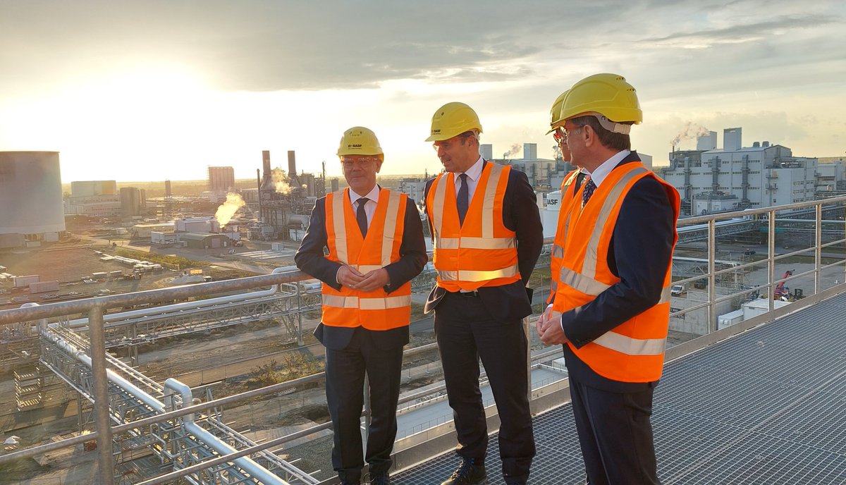 Christian Schubert tweet media