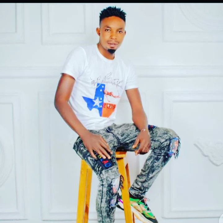 Olumide16640561's tweet photo. https://t.co/JJhgV7uV59