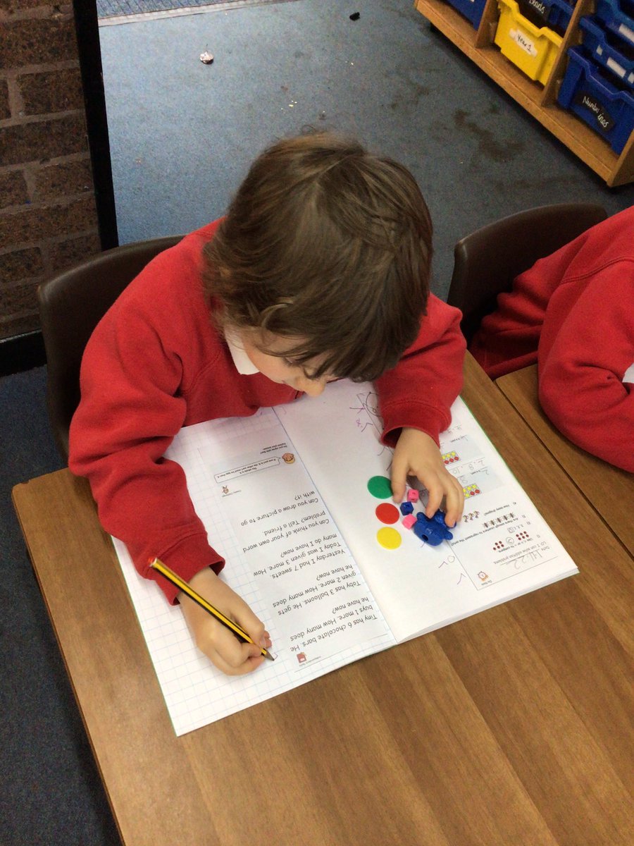 StrettonStMatts's tweet photo. Class 1 have been working incredibly hard in maths this week so far, using concrete manipulatives to work out addition problems. #SSM #SSMYear1 #SSMMaths https://t.co/ebkpLcElb0