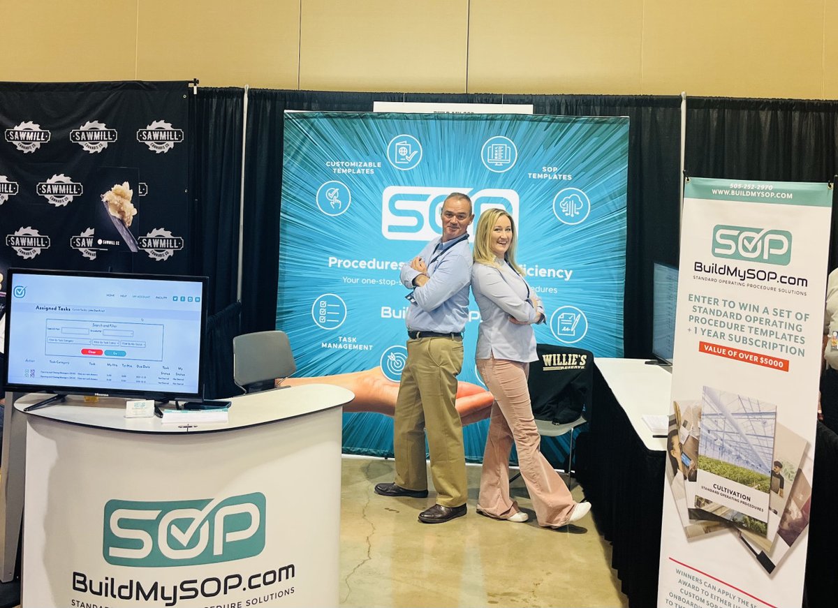 BuildMySOP_com's tweet photo. The @luckyleafexpo hosted an amazing event in #Albuquerque last month and #BuildMySOP was there.

1️⃣ The #AskTheRegulator Podcast team reunion 

2️⃣ Speaking event all about #CannabisSOP 

3️⃣ Talk all things #cannabis #compliance with the New Mexico Cannabis Chamber of Commerce https://t.co/tixZE4Nw4Q