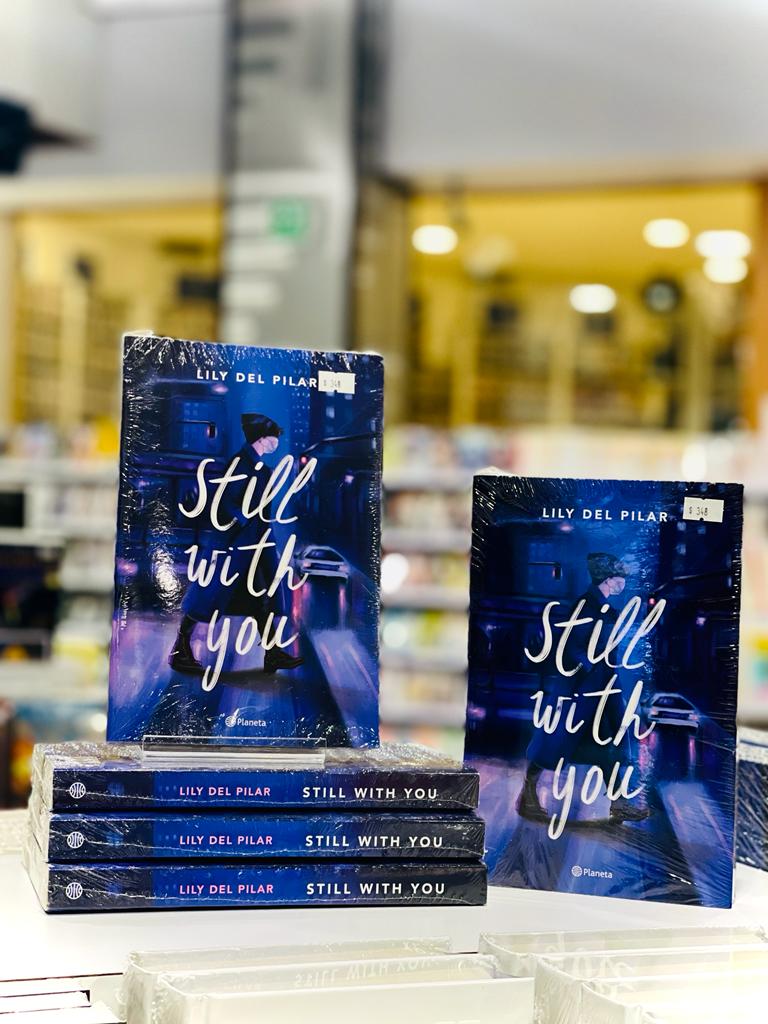 MixupTeam's tweet photo. #MixupRecomienda el libro "Still with you" de Lily del Pilar.
#Stillwithyou #LilydelPilar #Mixup #libros #Mixup #LibrosMixup https://t.co/GOKVEwkkVb