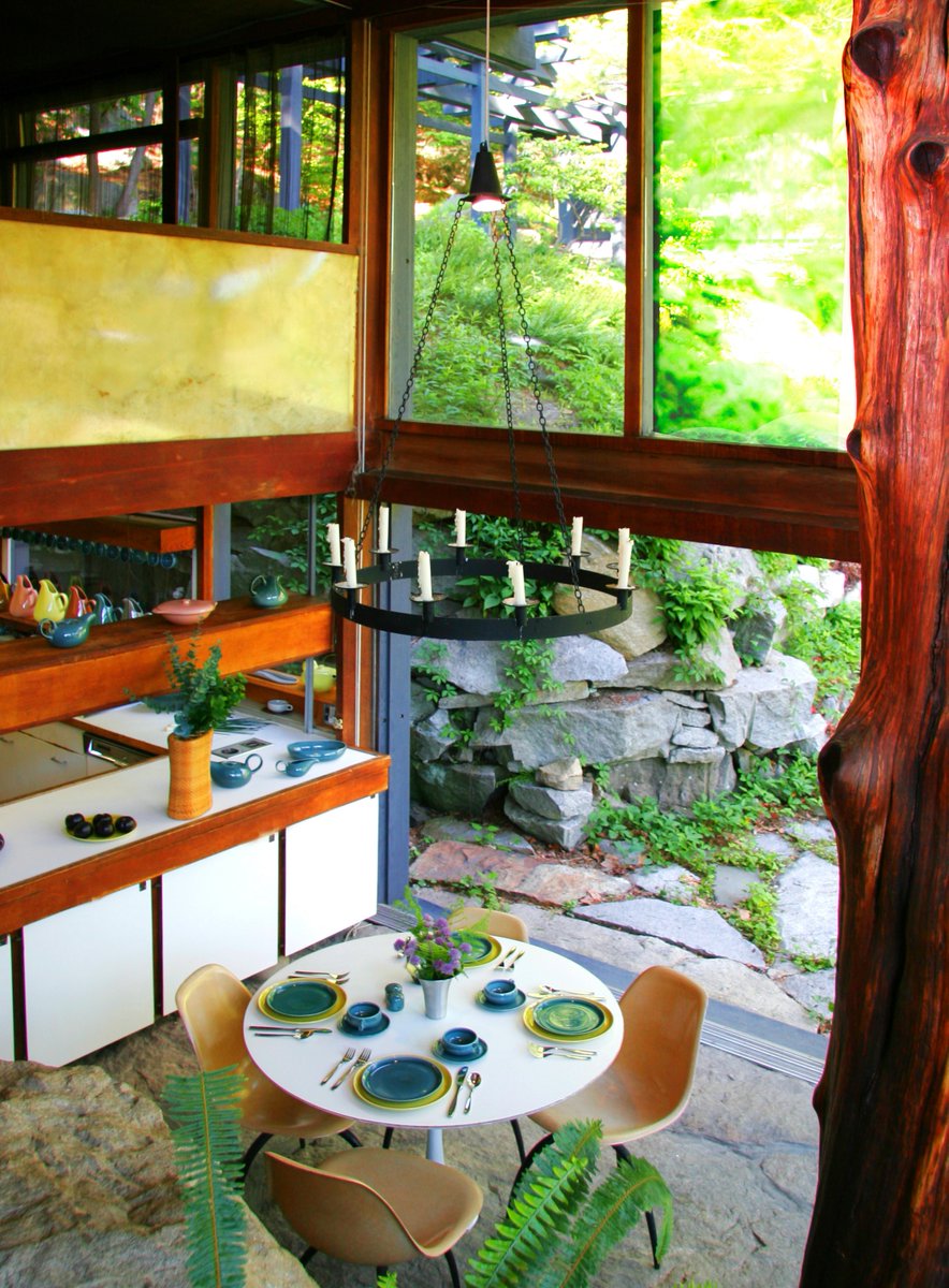 ArtsVoyage's tweet image. #Architecture + #Modernism fans Nov is @IconicHouses month; here are some cool #housemuseums 2 visit created by famous #architects &amp;amp; #designers bit.ly/1AqLBPt