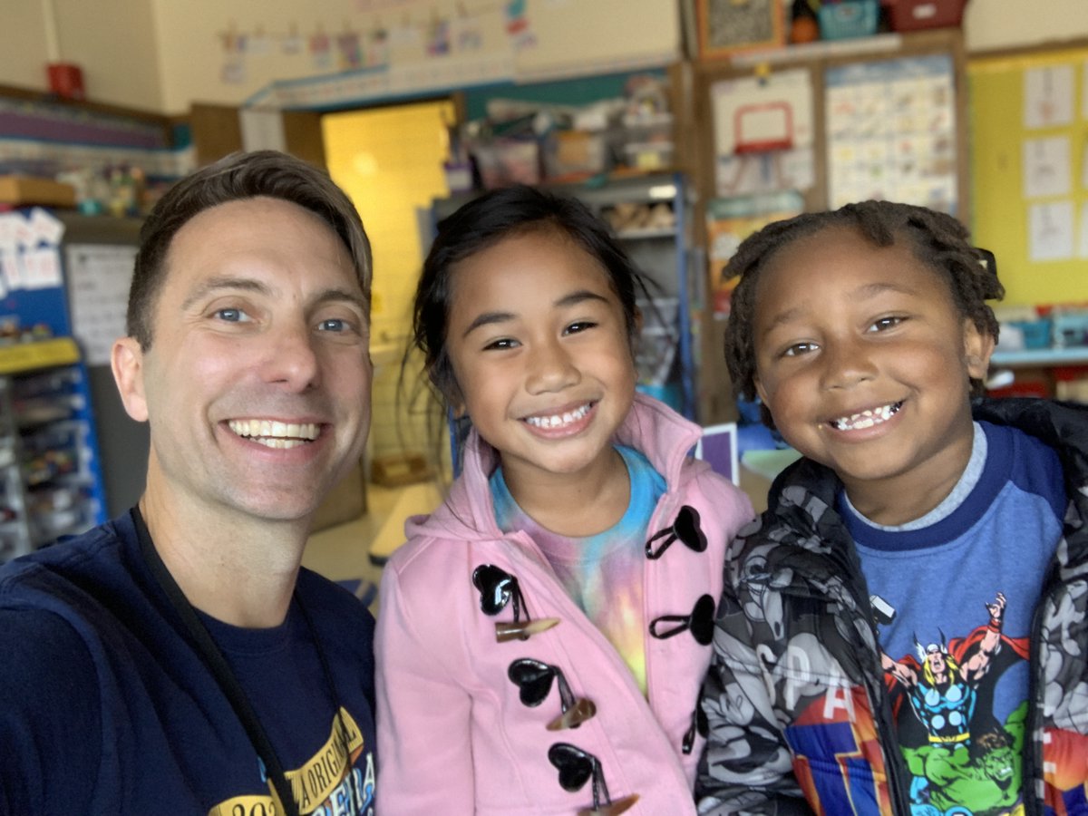 JoelBlecha's tweet photo. One of my favorite positive behavior incentives in #kindergarten is lunch with Mr. Blecha. You get to invite a buddy, too! An awesome way for students &amp; teachers to bond. #pbis @PBISForum @OakPark97 https://t.co/jpMnMbDUSE