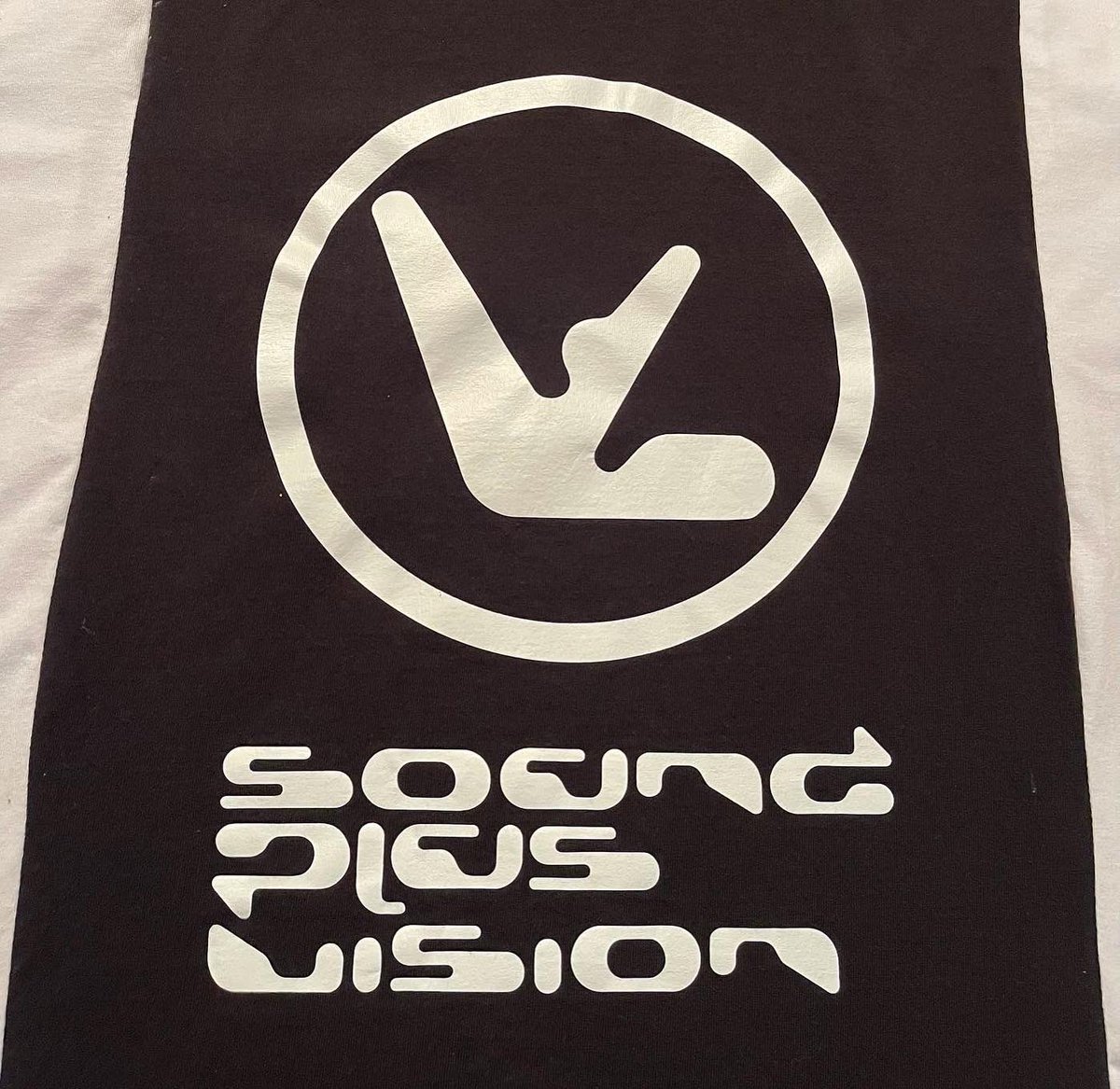 aronstardust's tweet photo. #Line57
#RebuildByVision
π©πΌβπ€β‘οΈπβ’οΈ https://t.co/eAPNzVMdxH