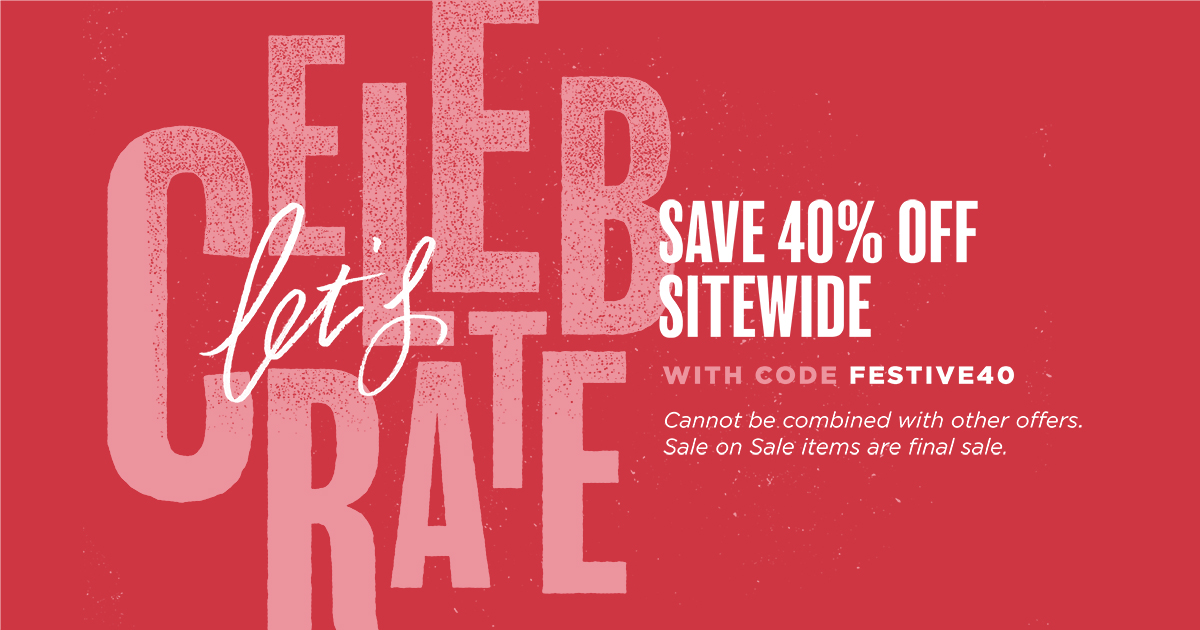 oiselle's tweet photo. Kicking off Holiday in a BIG way. Celebrate the season with 40% off sitewide! https://t.co/qiJ5bSaSrP #flystyle https://t.co/79YoQ6V033