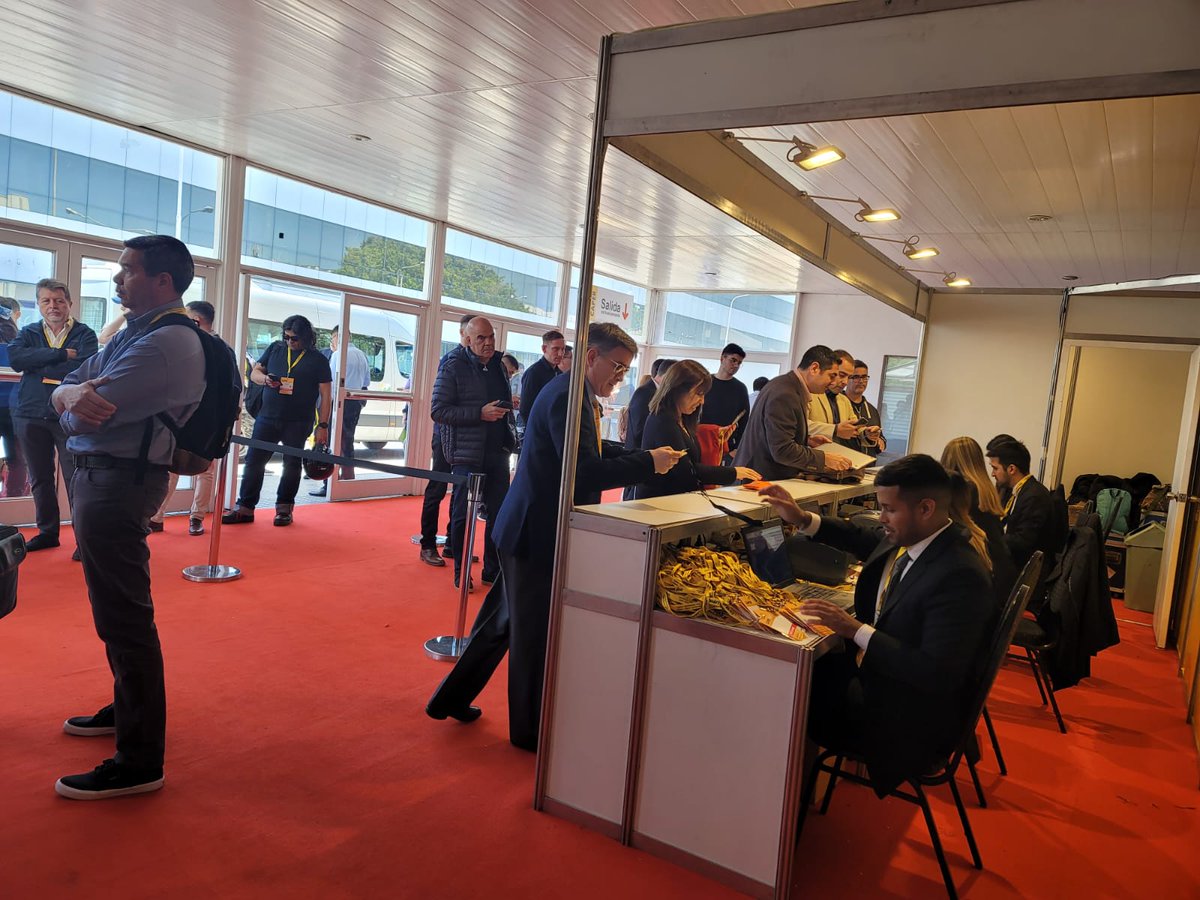 ¡Te esperamos en #capershow2022! 

Lunes 1, martes 2 y miércoles 3 de noviembre, de 12 a 20 hs, en el Pabellón 5 del <a href="/CCostaSalguero/">Centro Costa Salguero</a> 

Entrada libre y gratuita con acreditación previa
intercloudy.contilatam.com/1830/caper-sho…