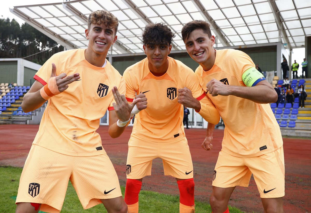 AtletiAcademia's tweet photo. ❤️🤍 https://t.co/cGUxbV1jah