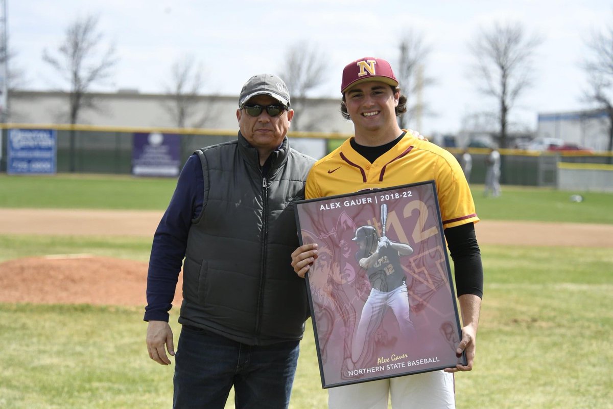 Alex Gauer (@alexgauer6) on Twitter photo Happy birthday to the old man <a href="/IpswichFlash/">Brad Gauer</a>! This is the only picture I have of him smiling! Happy birthday to the old man <a href="/IpswichFlash/">Brad Gauer</a>! This is the only picture I have of him smiling!