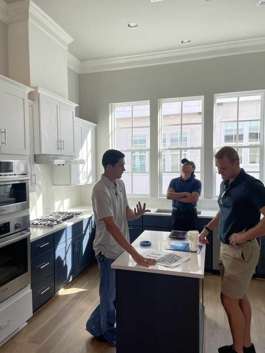 Final walk through on townhome in Medical District. #InTownHomes #DenisePalmer #medicaldistrict #finalwalkthrough #dallastownhomes #newwater #newconstruction #intownhomes
