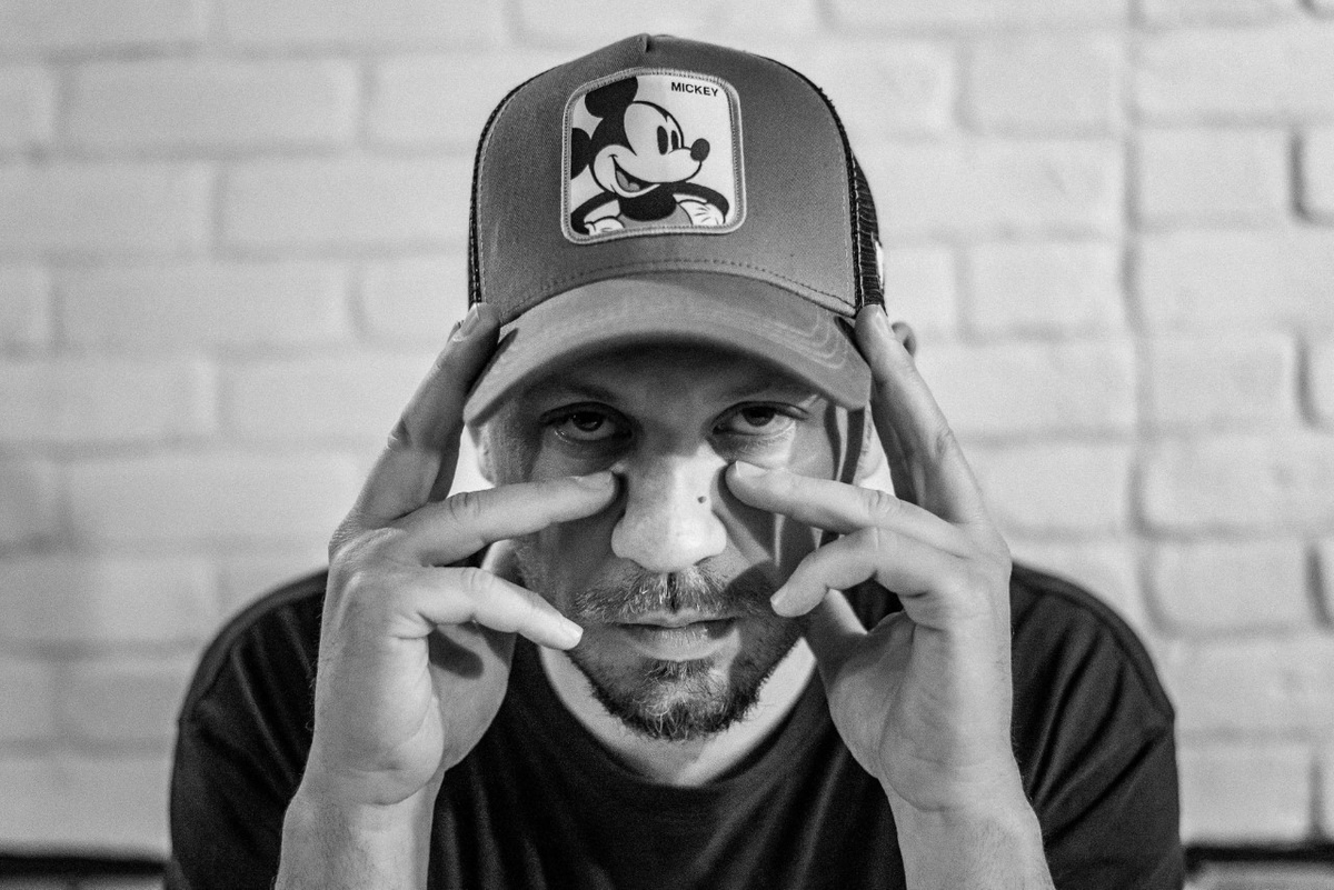 GotowRadio's tweet photo. #LoOctoberChallenge 
31/10 en retard : une chanson pour la fin
Un des meilleurs titres d'un des albums majeurs de cette année :
La Fin des contes - Al'Tarba (ft Dooz Kawa)

YouToube: https://t.co/tPLrbCSsca
Spotify: https://t.co/xMe4Z7Etud

#rap #rapfr #altarba #doozkawa #hiphop https://t.co/Q1Usxnjgpy