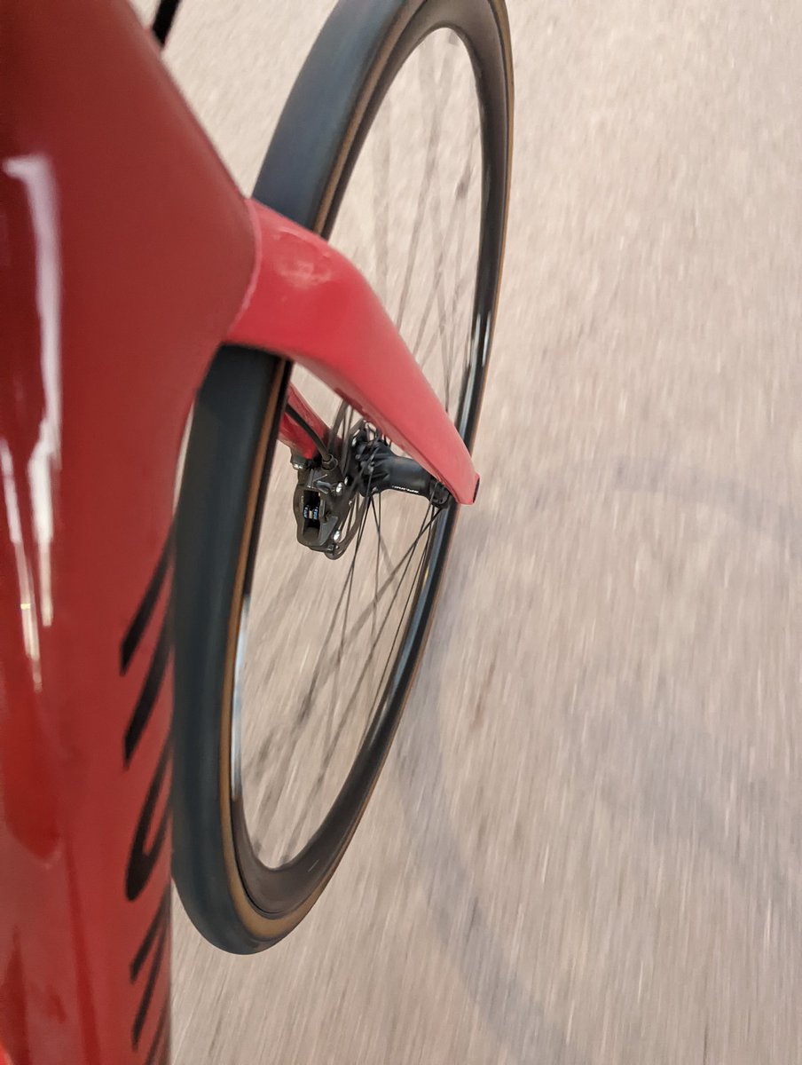 ListenbourgCT's tweet photo. Même si la fin de saison approche pour la LCT, l'équipe s'entraîne encore régulièrement, en vue des derniers critériums. 

#FromZeroToHero https://t.co/0XS2BtZzsm